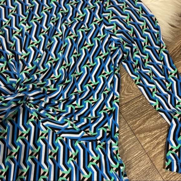 Donna Morgan Blue Geometric Twist Jersey Dress - Picture 2 of 4